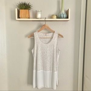 LOFT Maternity abstract print tunic white gray small petite